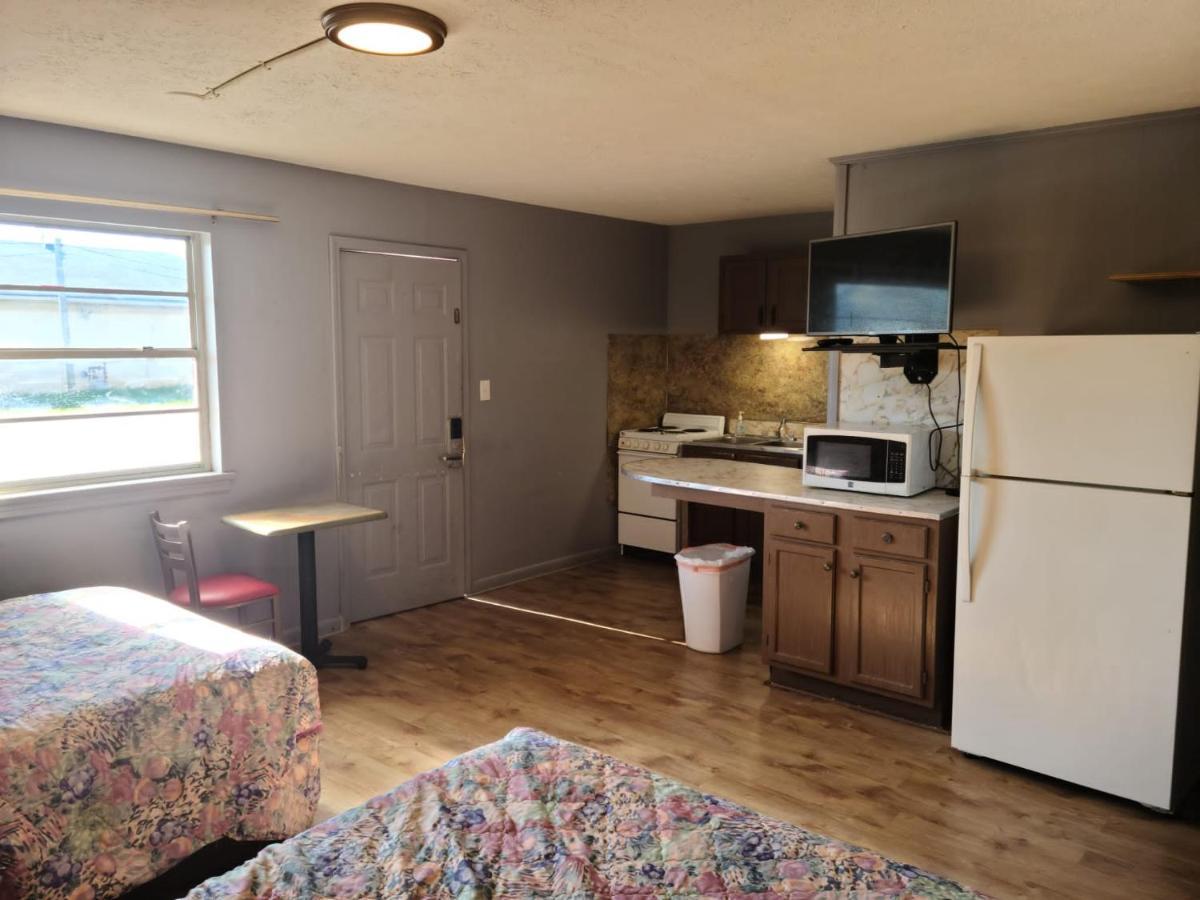 Etown Motel Elizabethtown Bagian luar foto