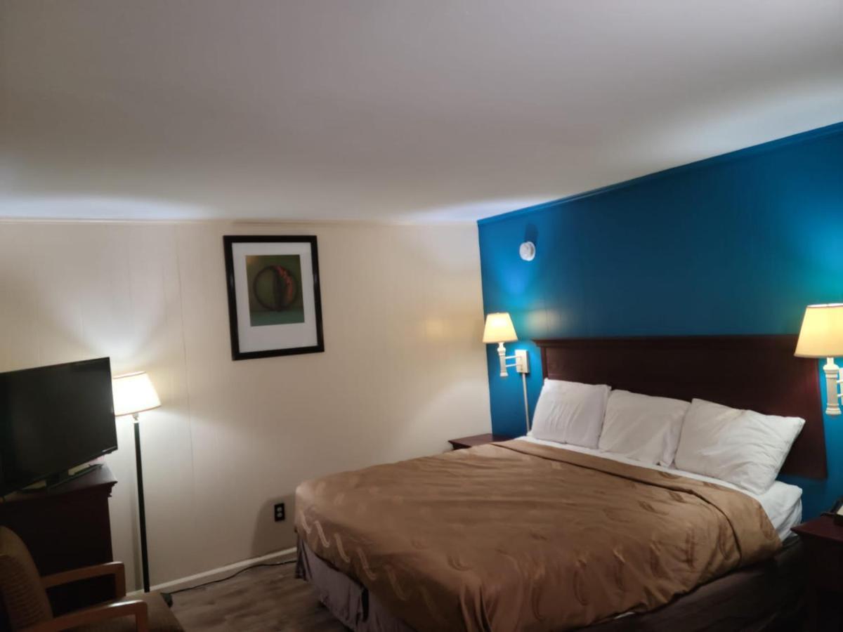 Etown Motel Elizabethtown Bagian luar foto